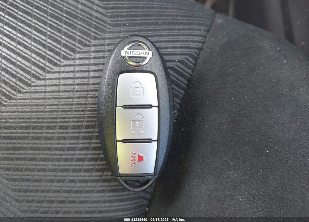 2014 NISSAN ROGUE VIN: 5N1AT2MV0EC853433