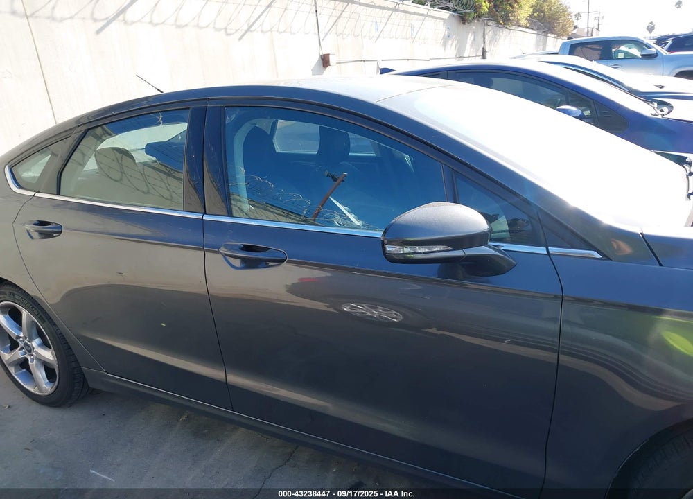 2016 FORD FUSION VIN: 3FA6P0T99GR124025