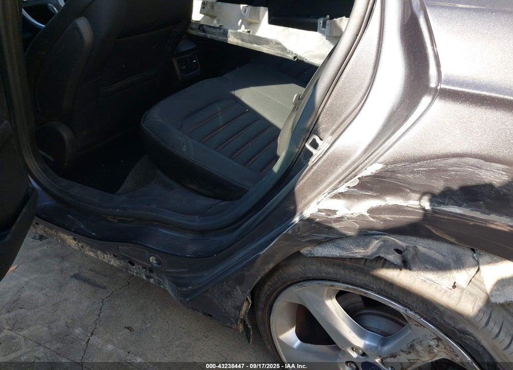 2016 FORD FUSION VIN: 3FA6P0T99GR124025