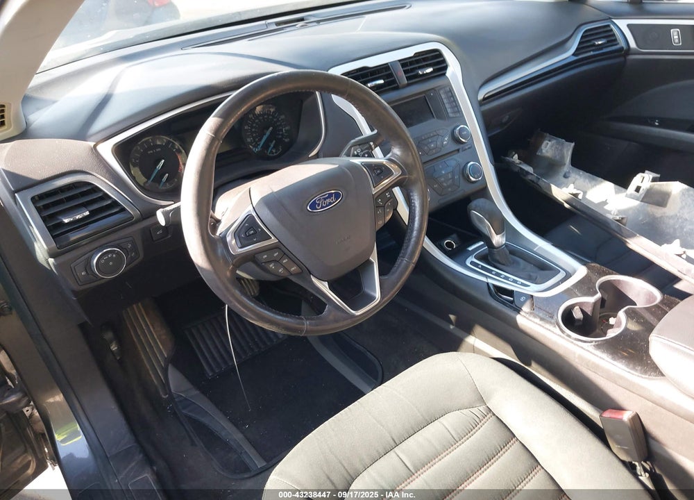 2016 FORD FUSION VIN: 3FA6P0T99GR124025
