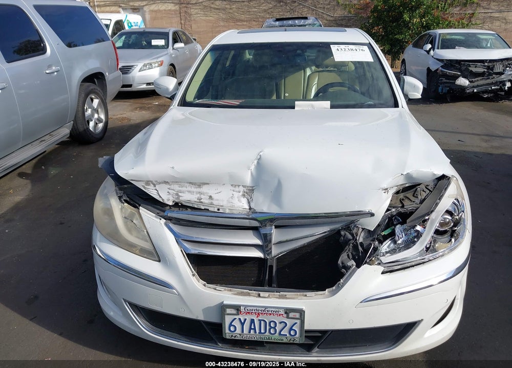 2012 HYUNDAI GENESIS VIN: KMHGC4DD4CU189724