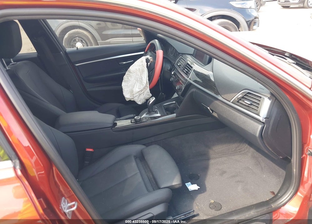 2018 BMW 3 SERIES VIN: WBA8B9G57JNU58123