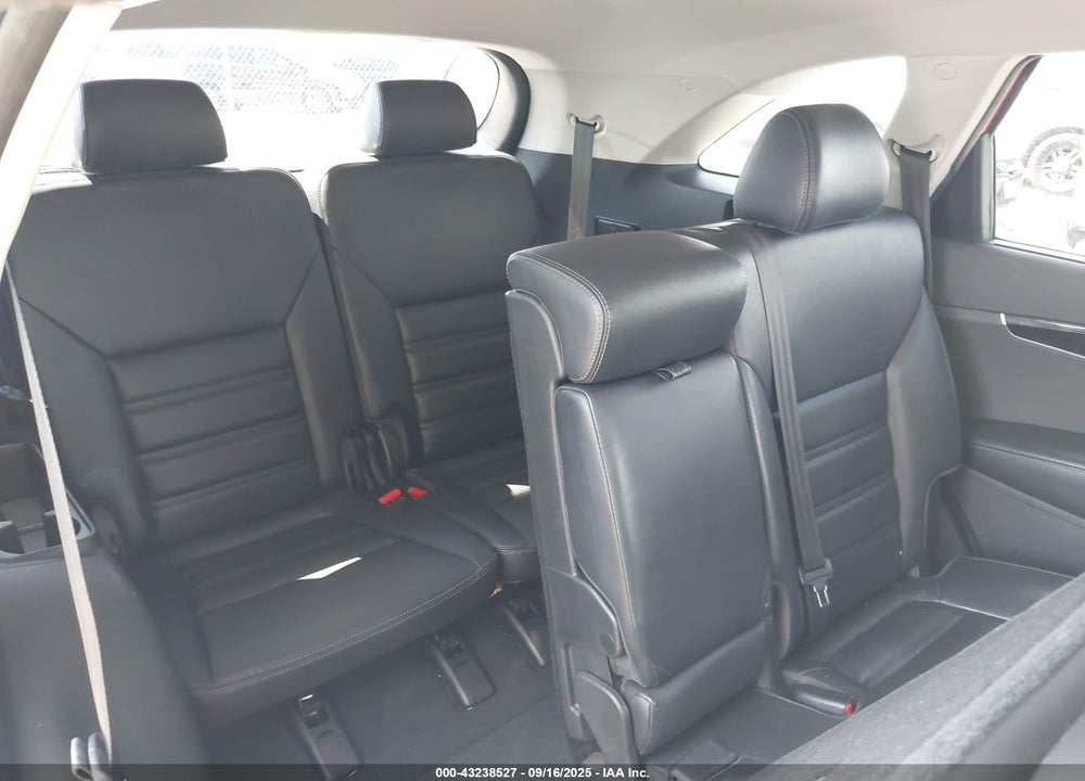 2018 KIA SORENTO VIN: 5XYPH4A53JG424017