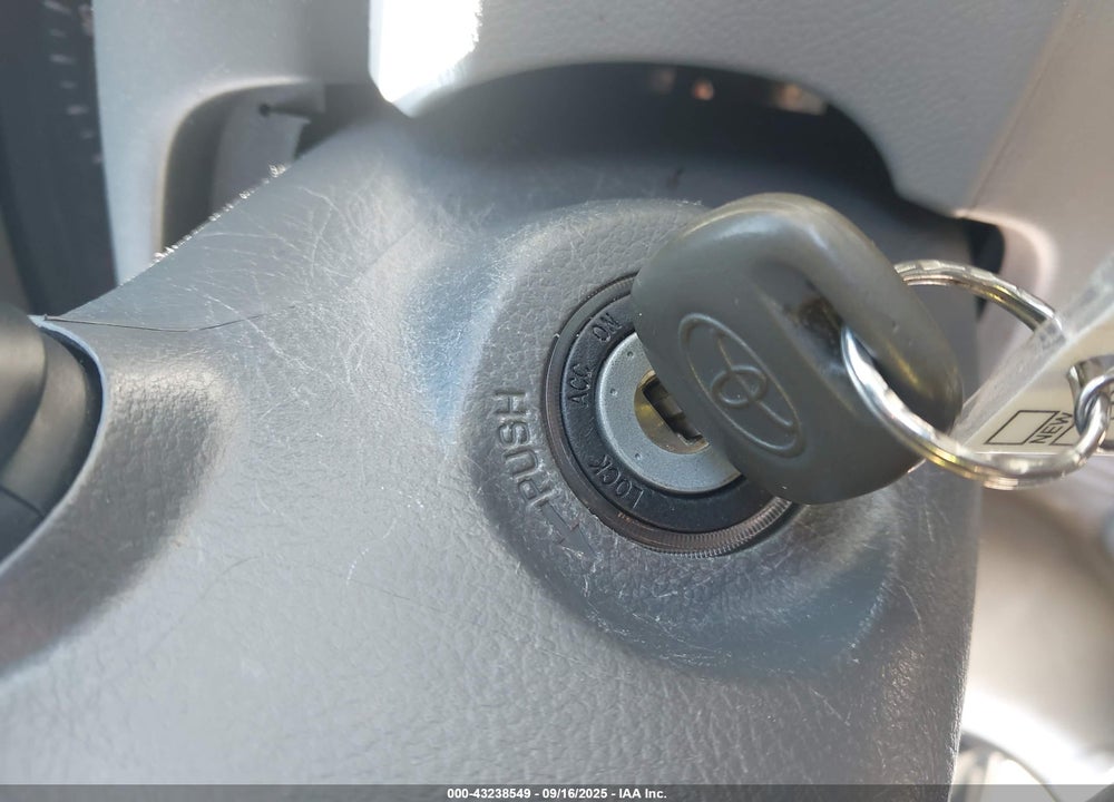 2009 TOYOTA CAMRY VIN: 4T4BE46K19R119774