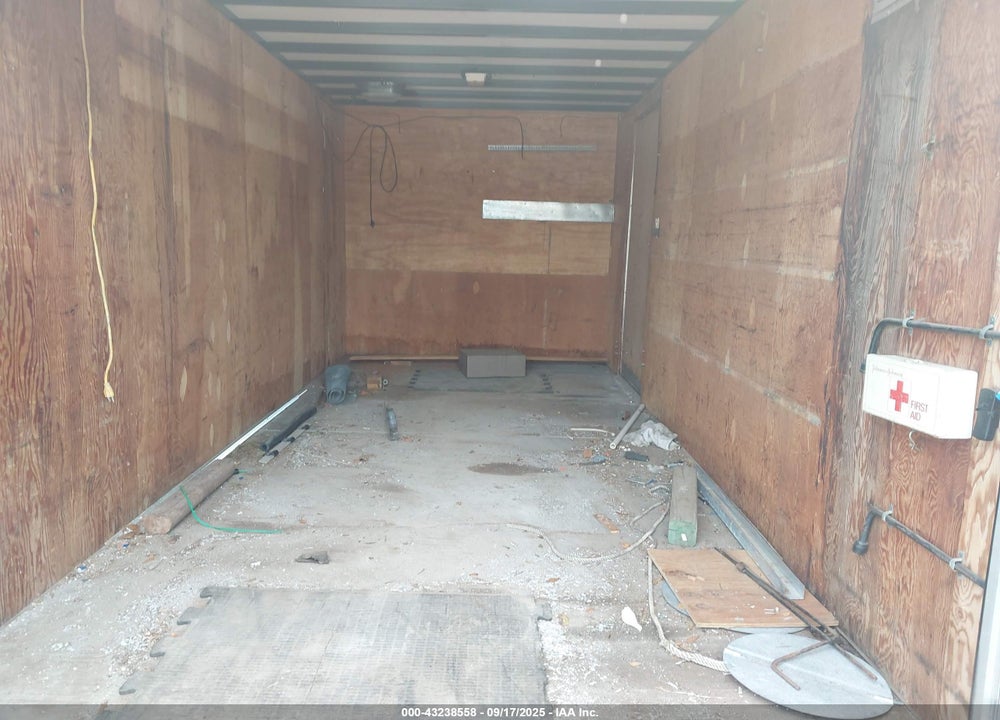 2005 CARMATE TRAILER VIN: 5A3C716D85L001855