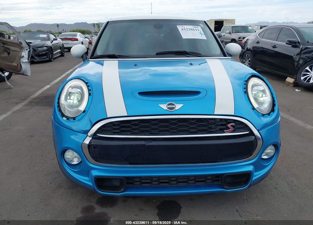 2016 MINI HARDTOP VIN: WMWXU3C58G2B66888