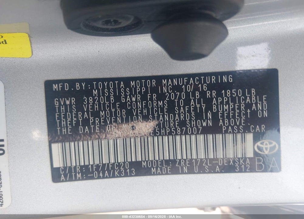 2017 TOYOTA COROLLA VIN: 5YFBURHE5HP587007
