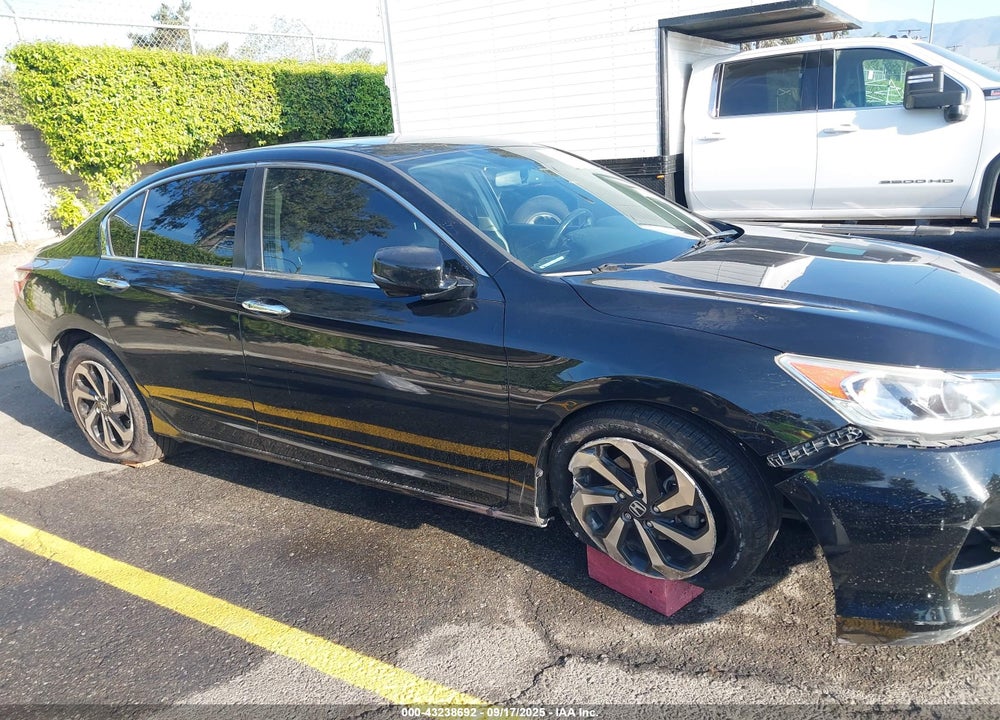 2016 HONDA ACCORD VIN: 1HGCR2F8XGA004042