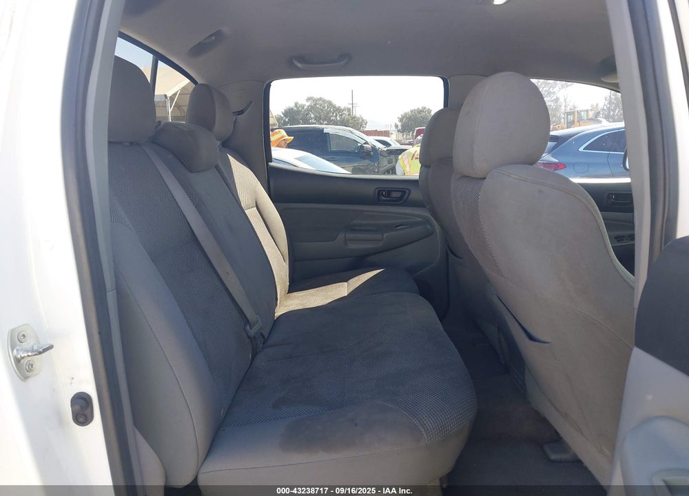 2005 TOYOTA TACOMA PRERUNNER V6 VIN: 5TEKU72N05Z091079