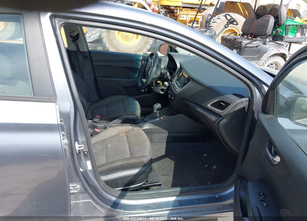 2019 HYUNDAI ACCENT VIN: 3KPC24A38KE071156