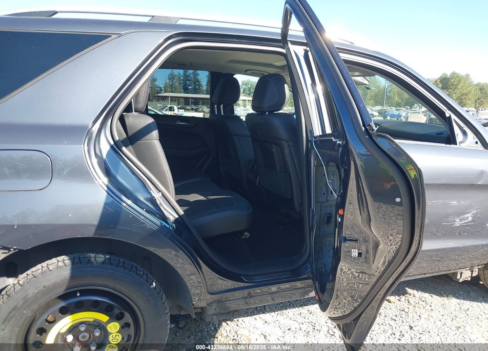 2015 MERCEDES-BENZ ML-CLASS VIN: 4JGDA5HB3FA569795