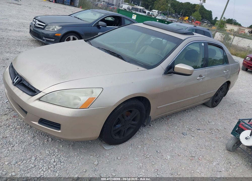 2007 HONDA ACCORD VIN: 1HGCM56827A018260