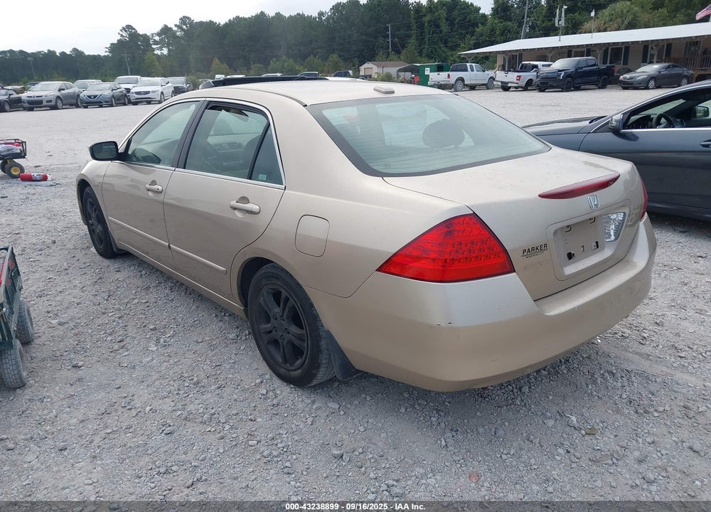 2007 HONDA ACCORD VIN: 1HGCM56827A018260