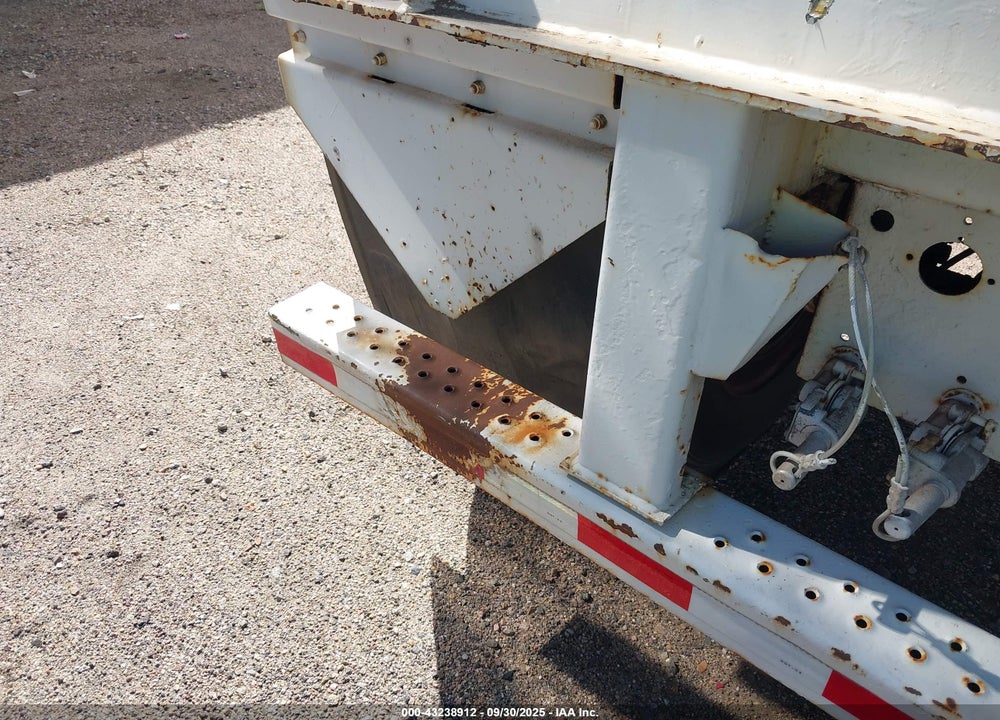 2003 STRICK TRAILERS --- VIN: 1S11E92823E480640