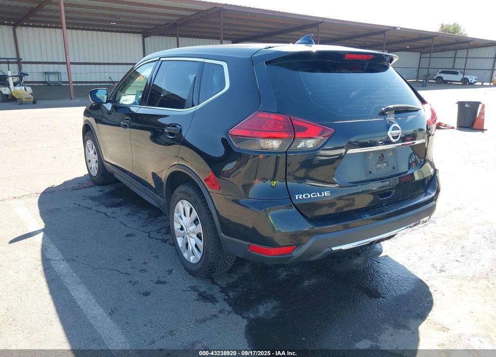 2017 NISSAN ROGUE VIN: 5N1AT2MV6HC730272