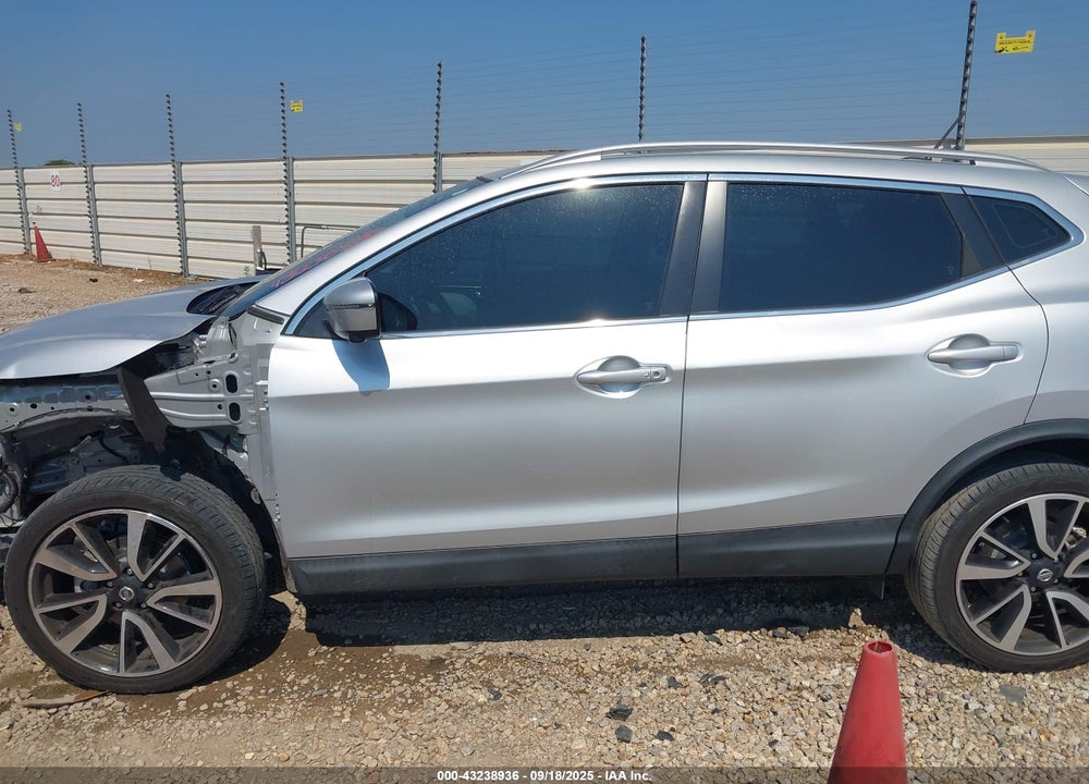 2018 NISSAN ROGUE SPORT VIN: JN1BJ1CP6JW100657