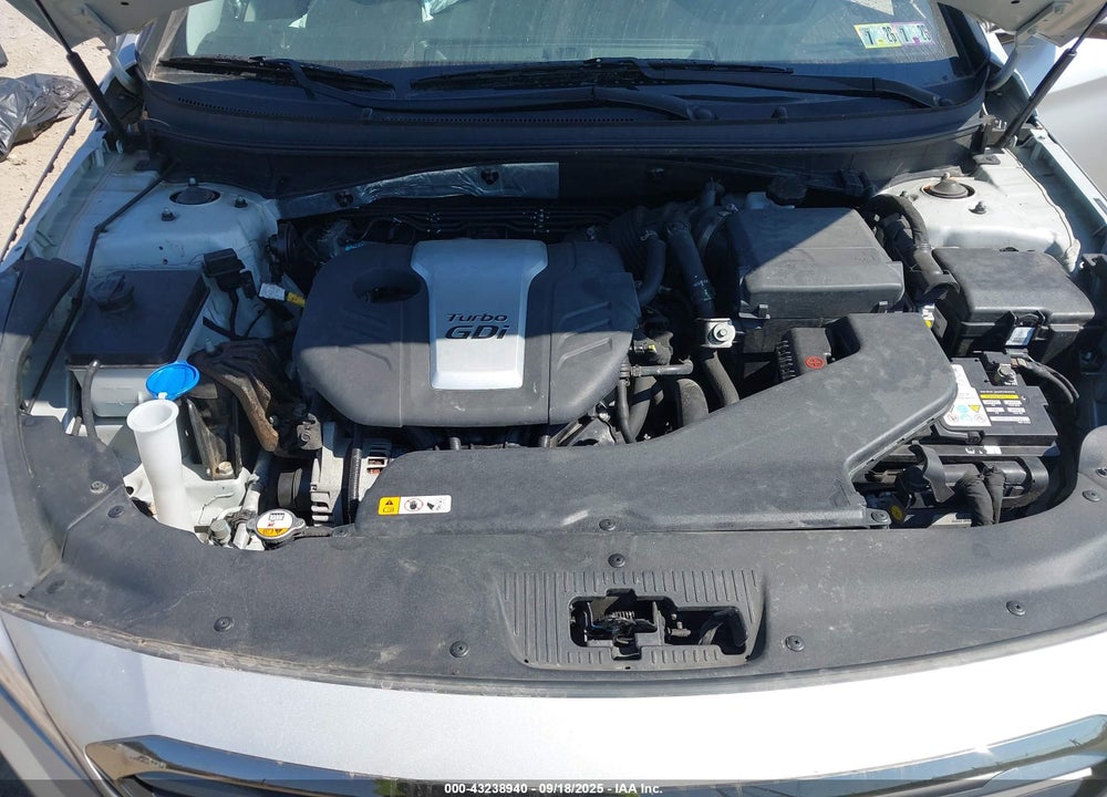 2015 HYUNDAI SONATA VIN: 5NPE24AA8FH112345