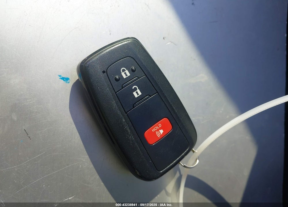 2017 TOYOTA PRIUS VIN: JTDKBRFU1H3036095