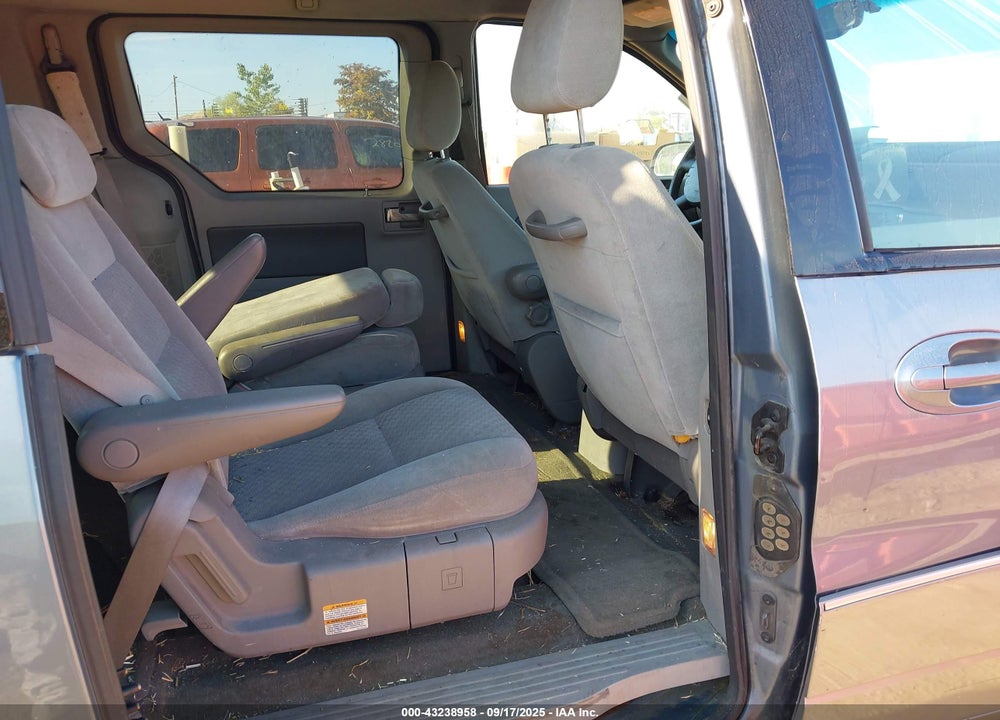 2004 FORD FREESTAR VIN: 2FMZA58264BA89838