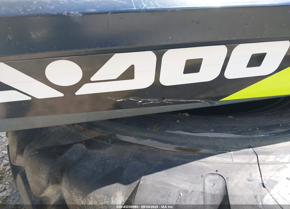2017 SEADOO --- VIN: YDV36104K617