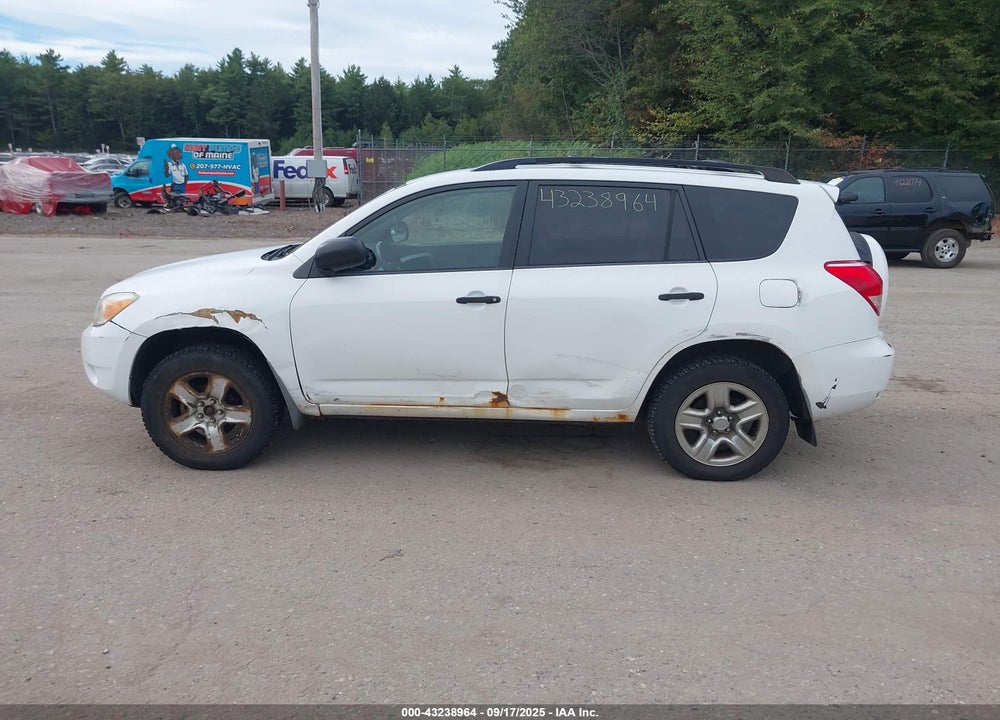 2008 TOYOTA RAV4 VIN: JTMBD33V186081637