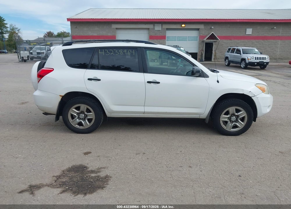 2008 TOYOTA RAV4 VIN: JTMBD33V186081637