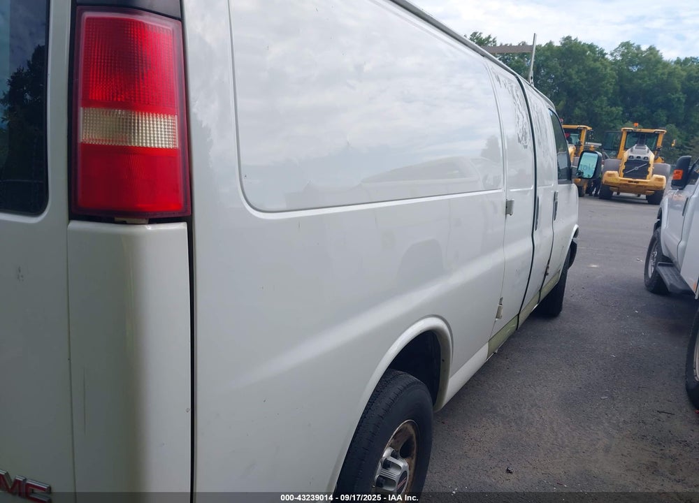 2007 GMC SAVANA WORK VAN VIN: 1GTGG29V271104885