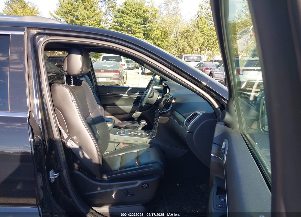 2020 JEEP GRAND CHEROKEE VIN: 1C4RJFBG6LC225673