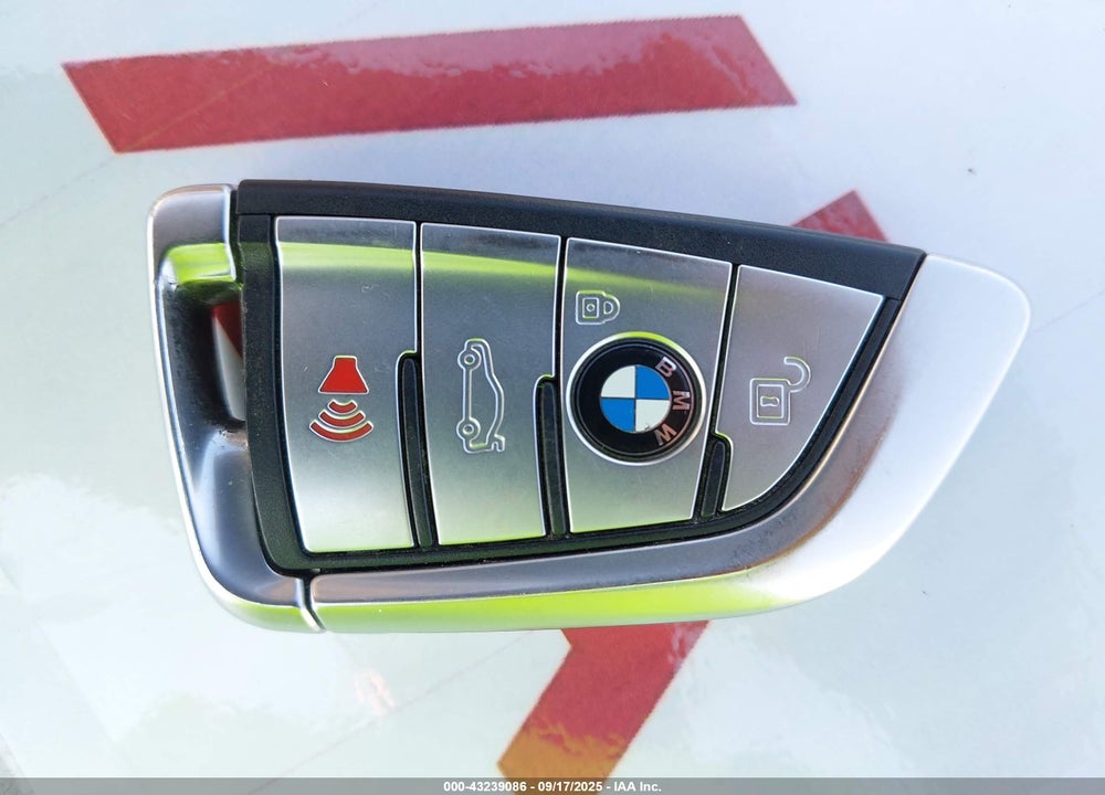 2020 BMW M550I XDRIVE VIN: WBAJS7C02LCE18209