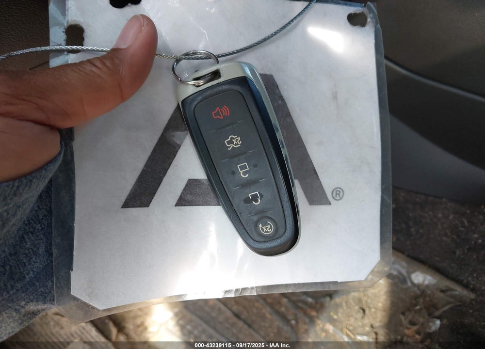 2015 FORD ESCAPE VIN: 1FMCU0J99FUB88304