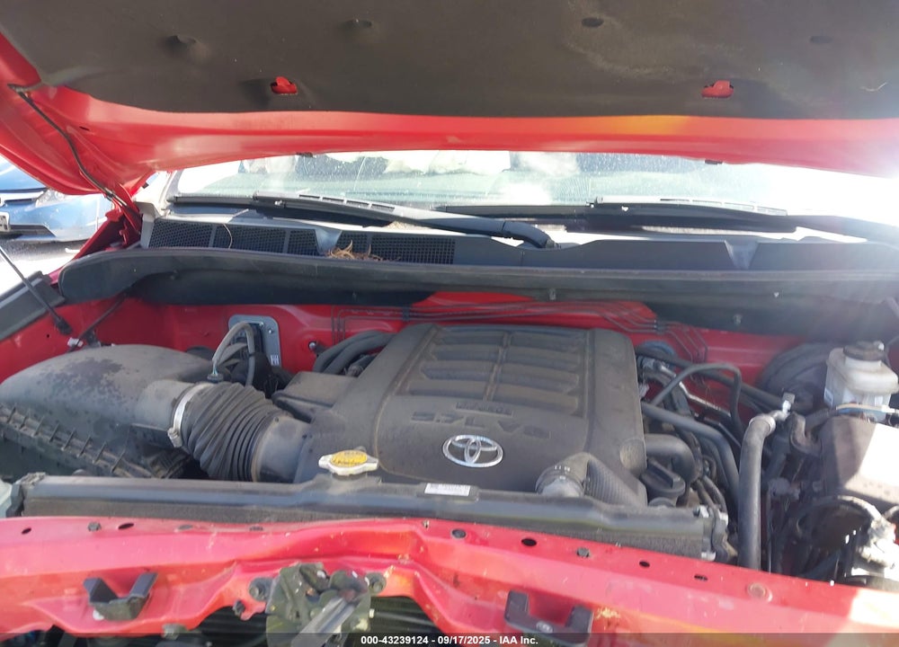 2016 TOYOTA TUNDRA SR5 5.7L V8 VIN: 5TFUW5F11GX564125