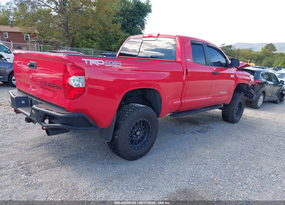 2016 TOYOTA TUNDRA SR5 5.7L V8 VIN: 5TFUW5F11GX564125
