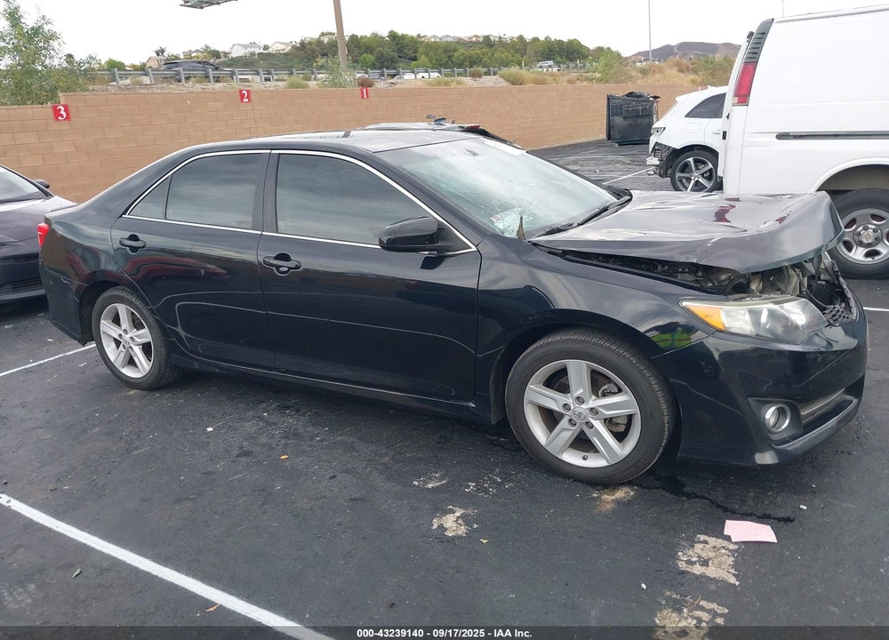 2014 TOYOTA CAMRY SE VIN: 4T1BF1FK0EU468019