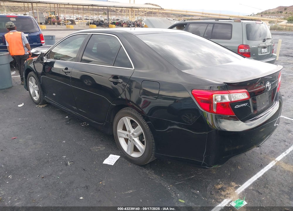 2014 TOYOTA CAMRY SE VIN: 4T1BF1FK0EU468019