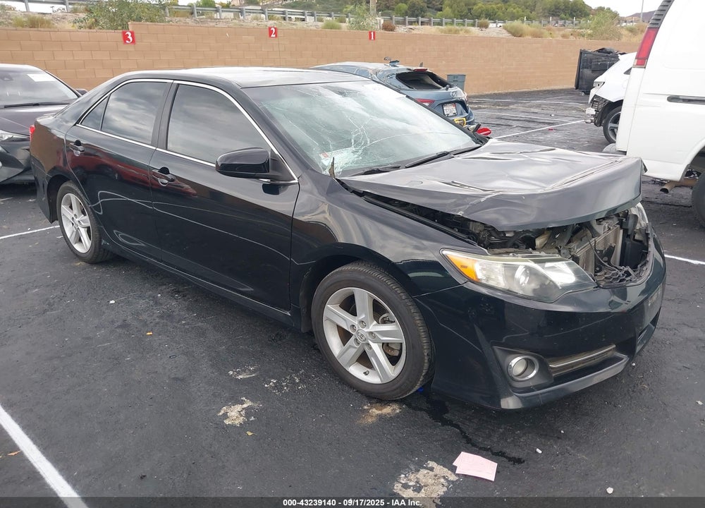 2014 TOYOTA CAMRY SE VIN: 4T1BF1FK0EU468019