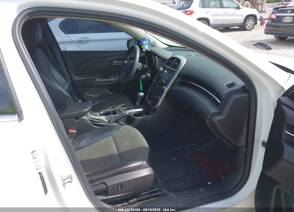 2015 CHEVROLET MALIBU VIN: 1G11C5SL3FU120921