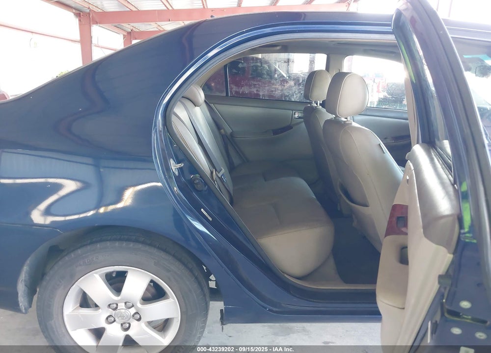 2005 TOYOTA COROLLA LE VIN: 1NXBR30E75Z468007