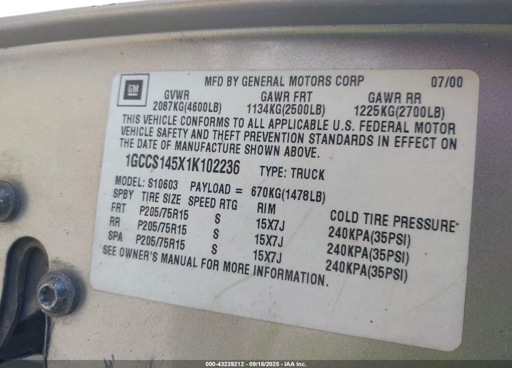 2001 CHEVROLET S-10 VIN: 1GCCS145X1K102236