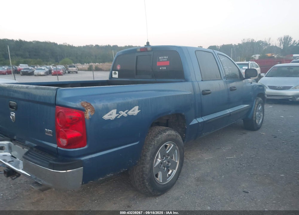 2005 DODGE DAKOTA SLT VIN: 1D7HW48N05S339156