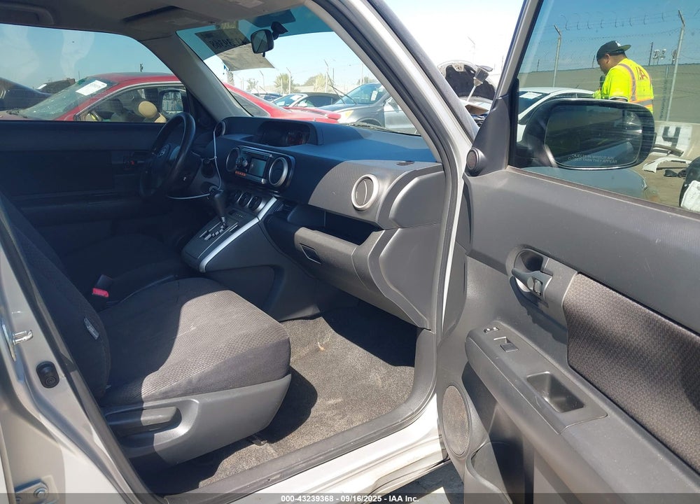 2010 SCION XB VIN: JTLZE4FEXA1098196