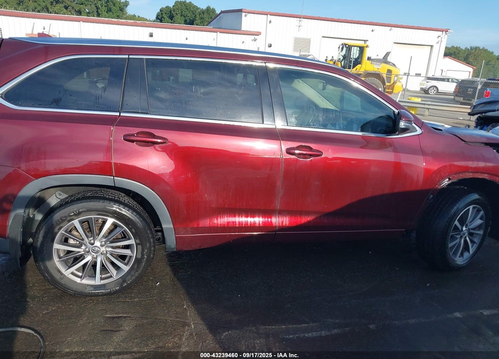 2018 TOYOTA HIGHLANDER VIN: 5TDJZRFH3JS911255