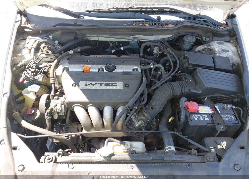2004 HONDA ACCORD 2.4 EX VIN: JHMCM56684C033034
