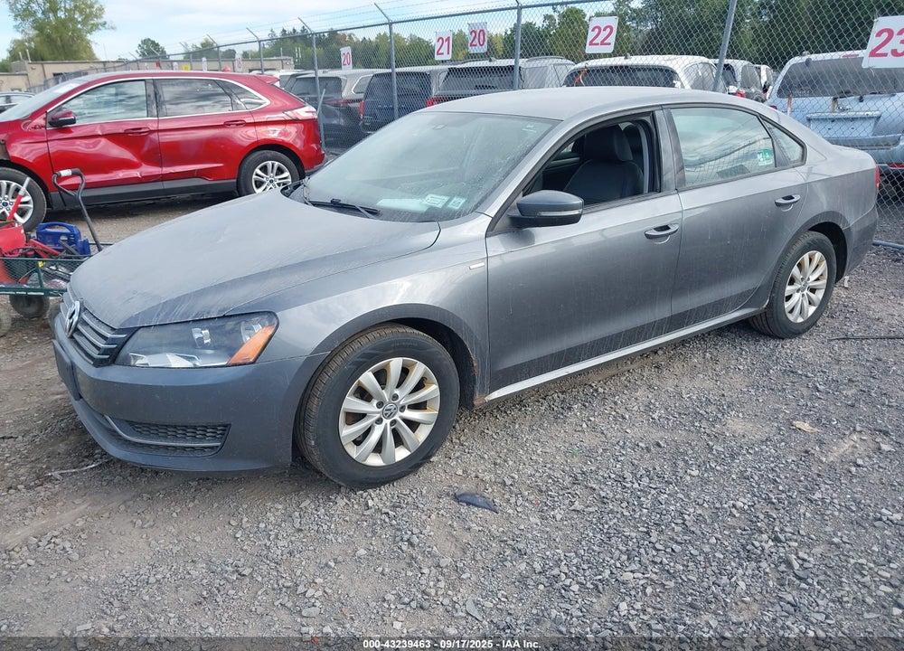 2013 VOLKSWAGEN PASSAT VIN: 1VWAP7A38DC132846