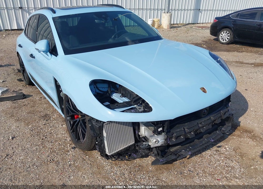 2024 PORSCHE MACAN GTS VIN: WP1AF2A51RLB56857