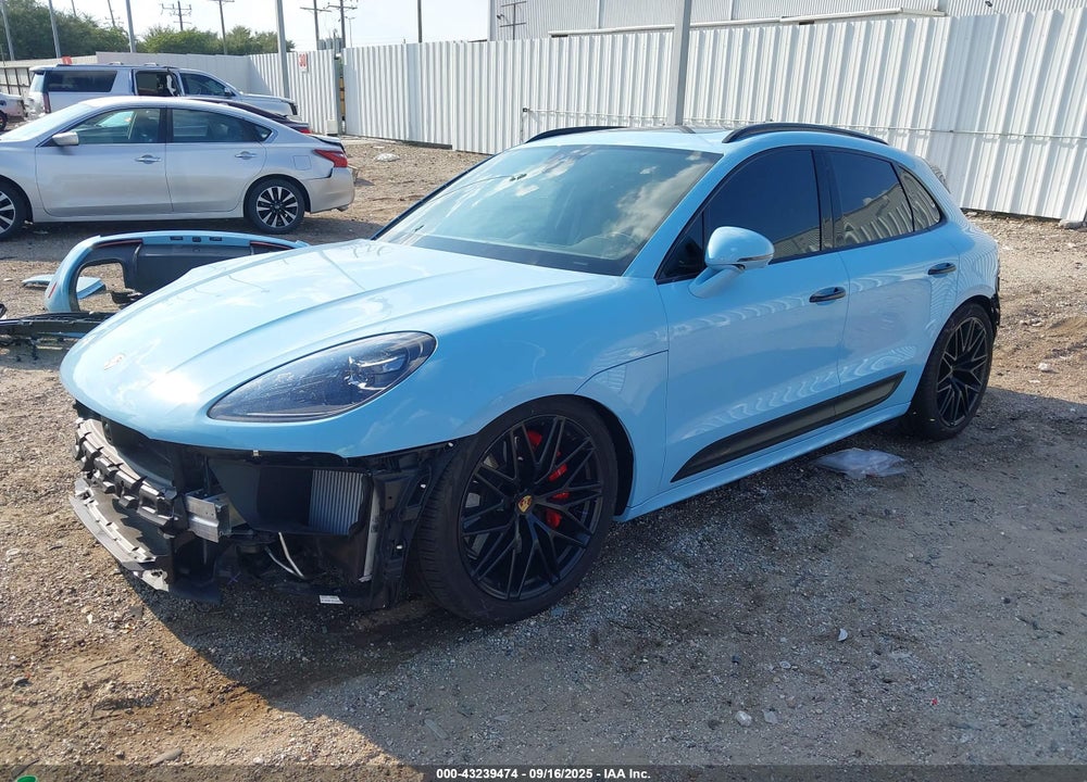 2024 PORSCHE MACAN GTS VIN: WP1AF2A51RLB56857