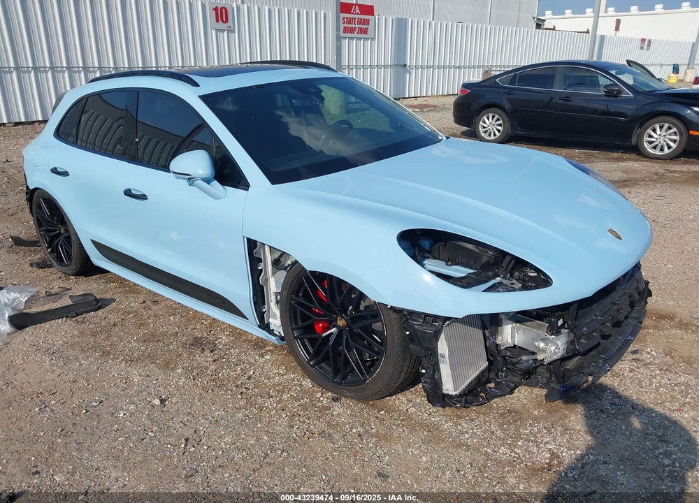 2024 PORSCHE MACAN GTS VIN: WP1AF2A51RLB56857