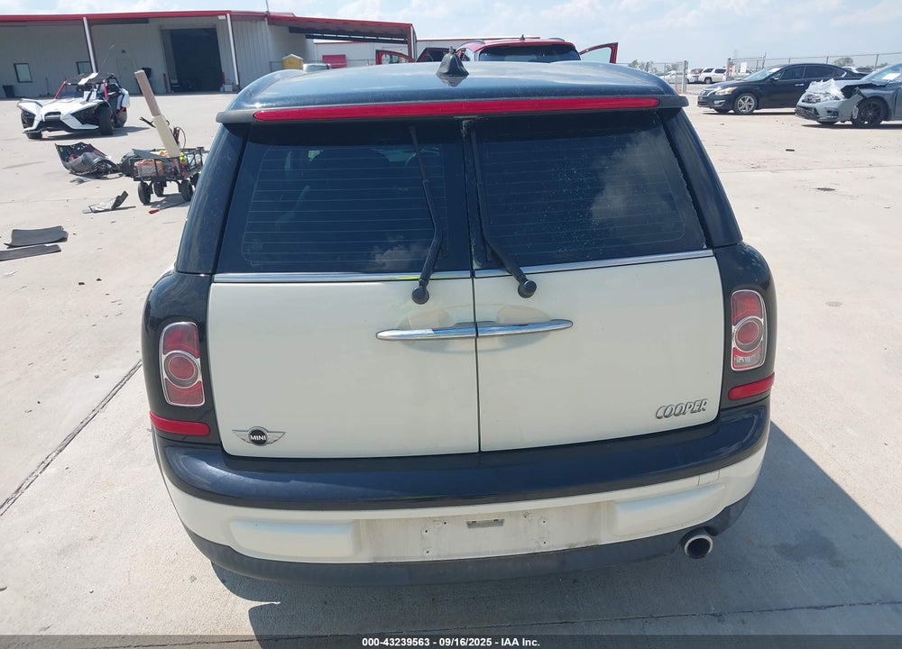 2012 MINI COOPER CLUBMAN VIN: WMWZF3C51CT190356