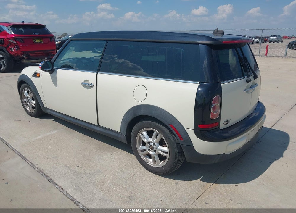 2012 MINI COOPER CLUBMAN VIN: WMWZF3C51CT190356