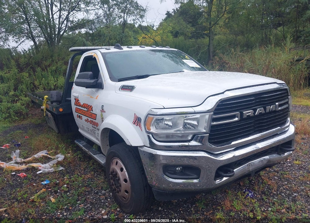 2021 RAM 5500 CHASSIS TRADESMAN/SLT VIN: 3C7WRMDLXMG517421