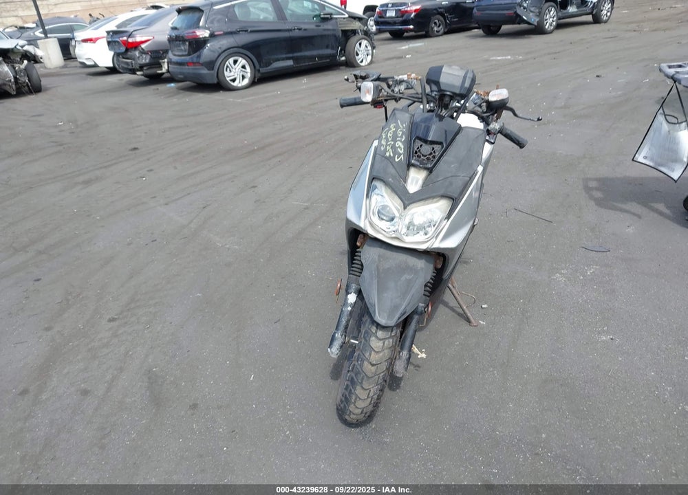 2017 YAMAHA YW125 VIN: RKRSEB1Y5HA002075